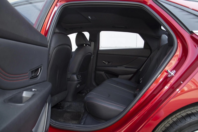 Hyundai Elantra 2022 240TGDi DCT LUX Luxury Edition