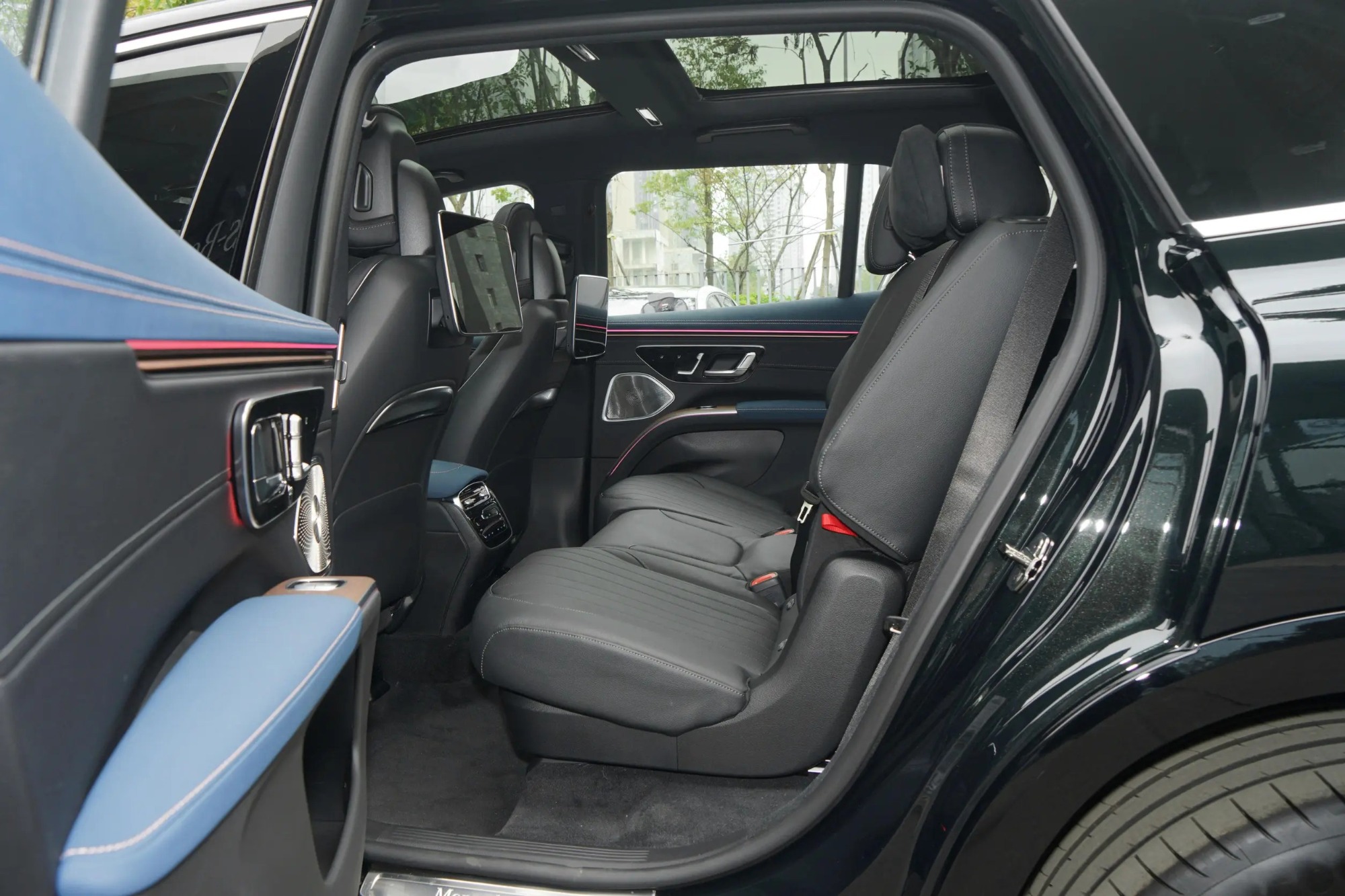 Benz EQS SUV 2023 EQS 450 4MATIC Luxury Edition