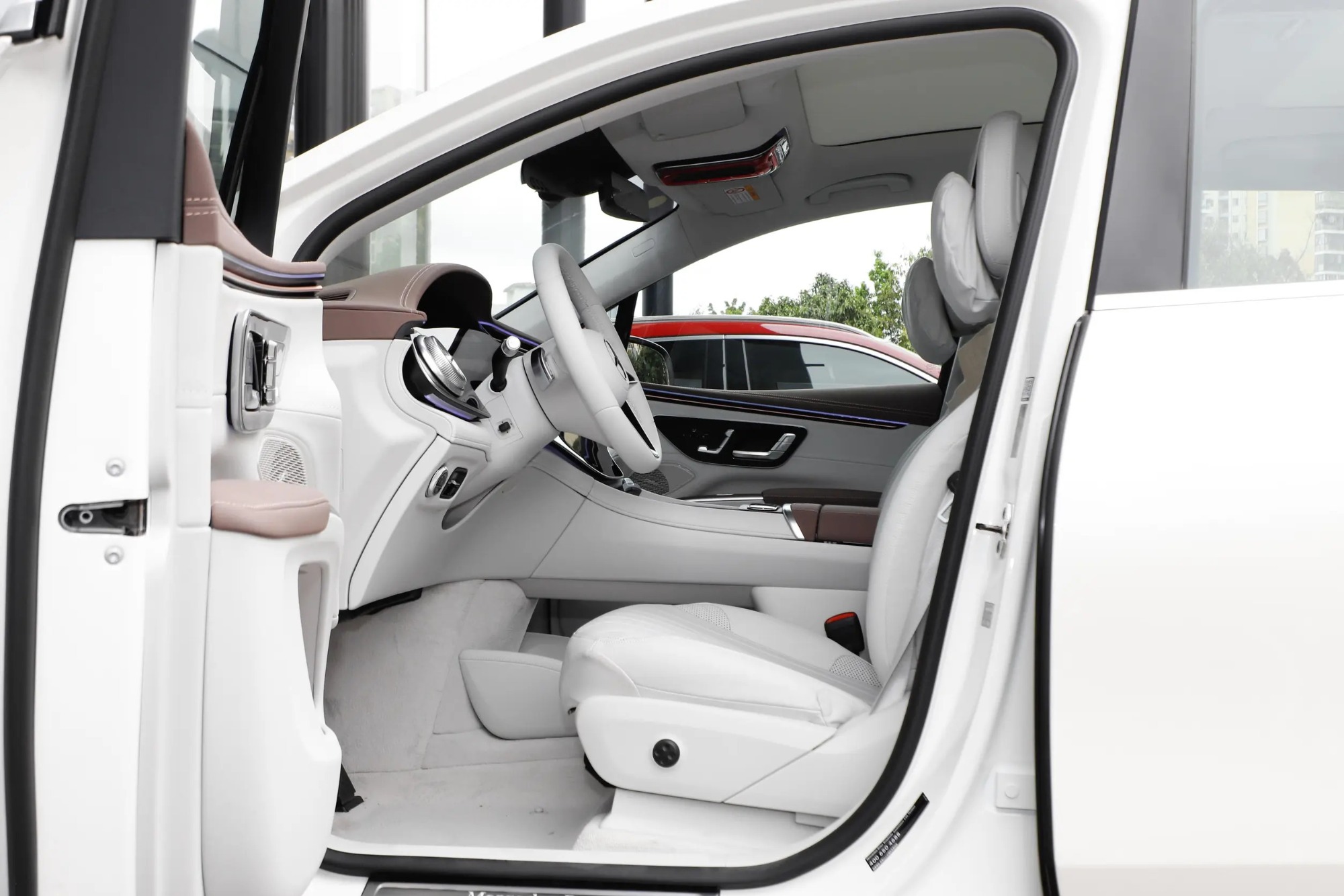 Benz EQS SUV 2023 EQS 450 4MATIC Pioneer Edition