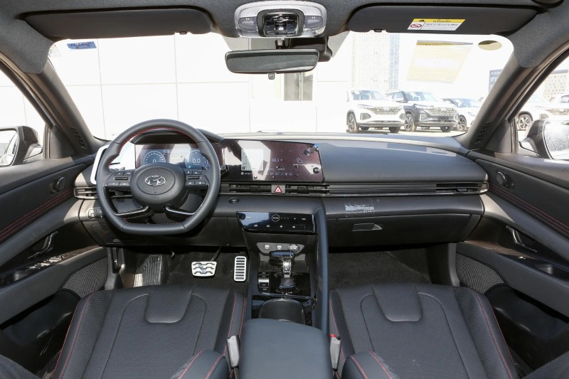 Hyundai Elantra 2022 240TGDi DCT TOP Flagship Edition