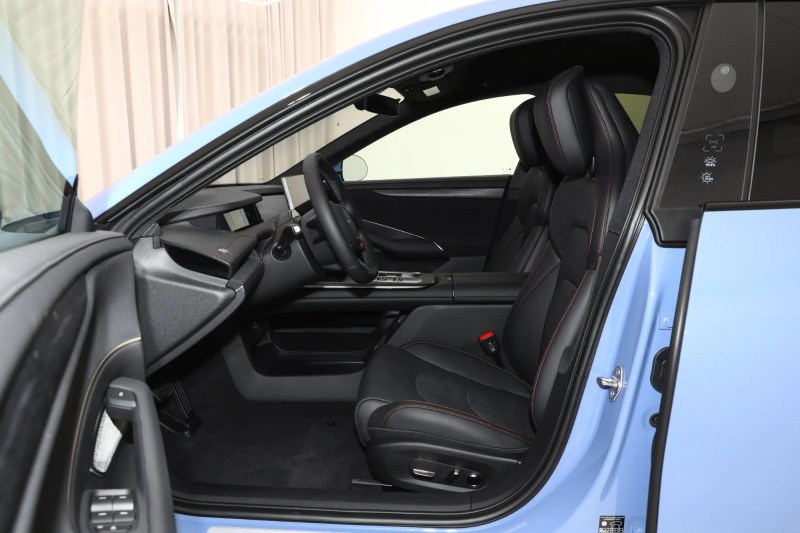 Xiaomi SU7 Rear wheel drive standard long endurance intelligent driving version