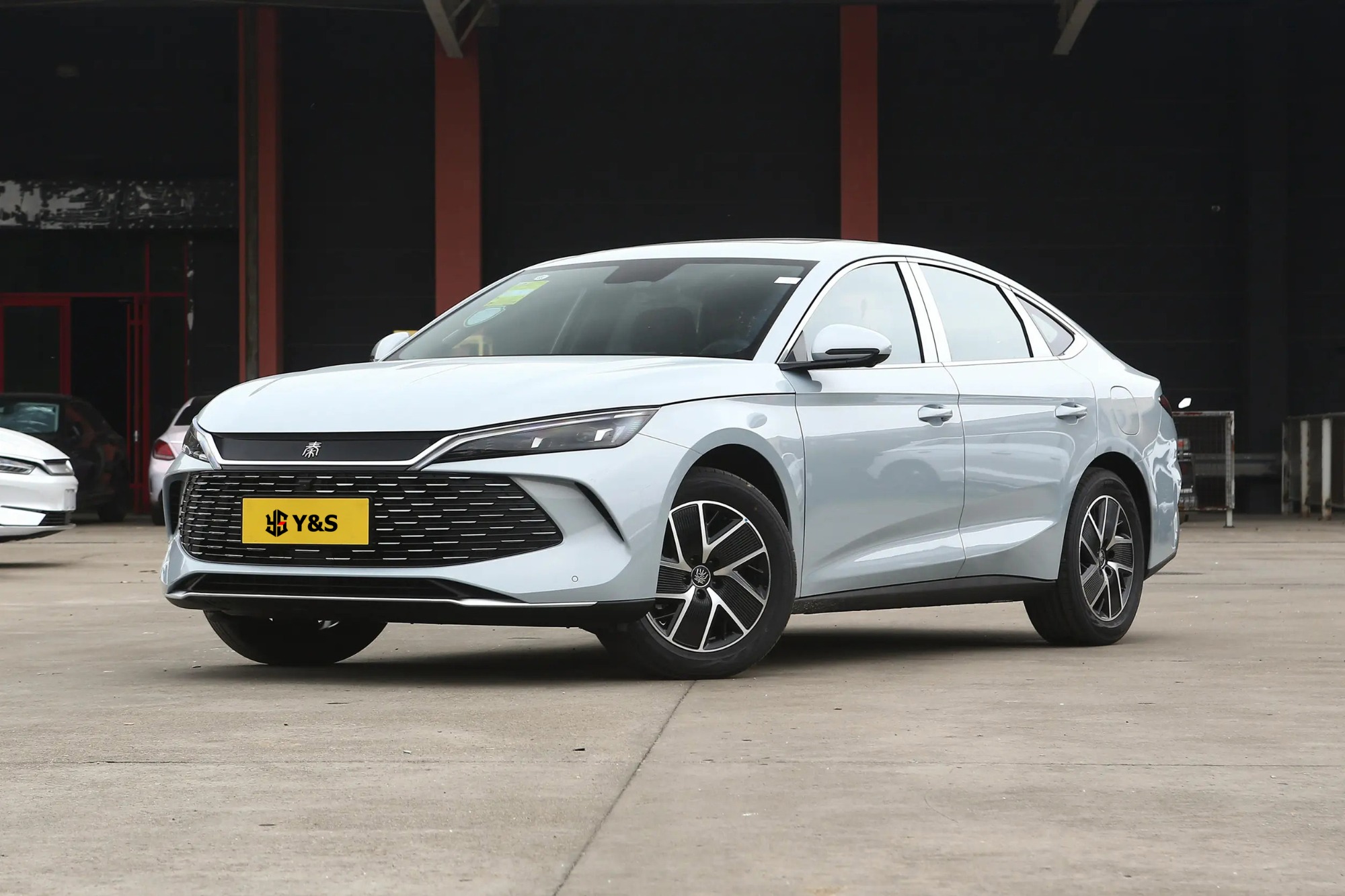BYD Qin L DM-i 120KM Leading type