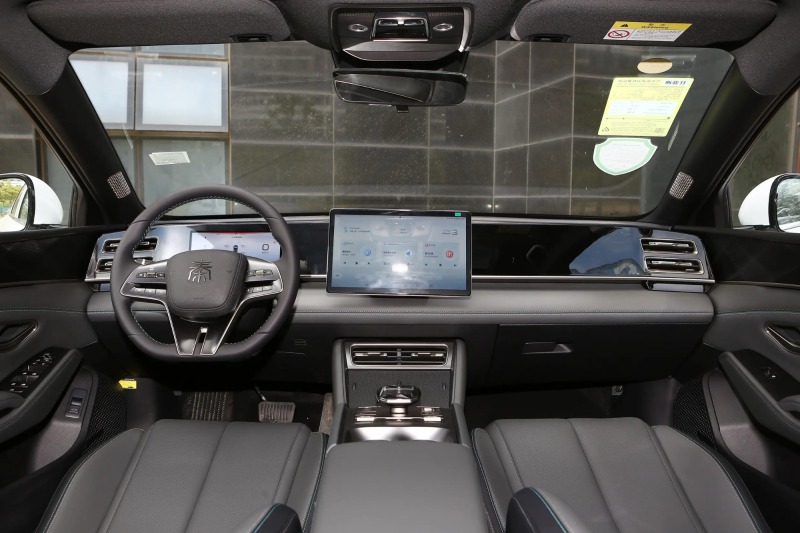 BYD Qin L DM-i 120KM Leading type