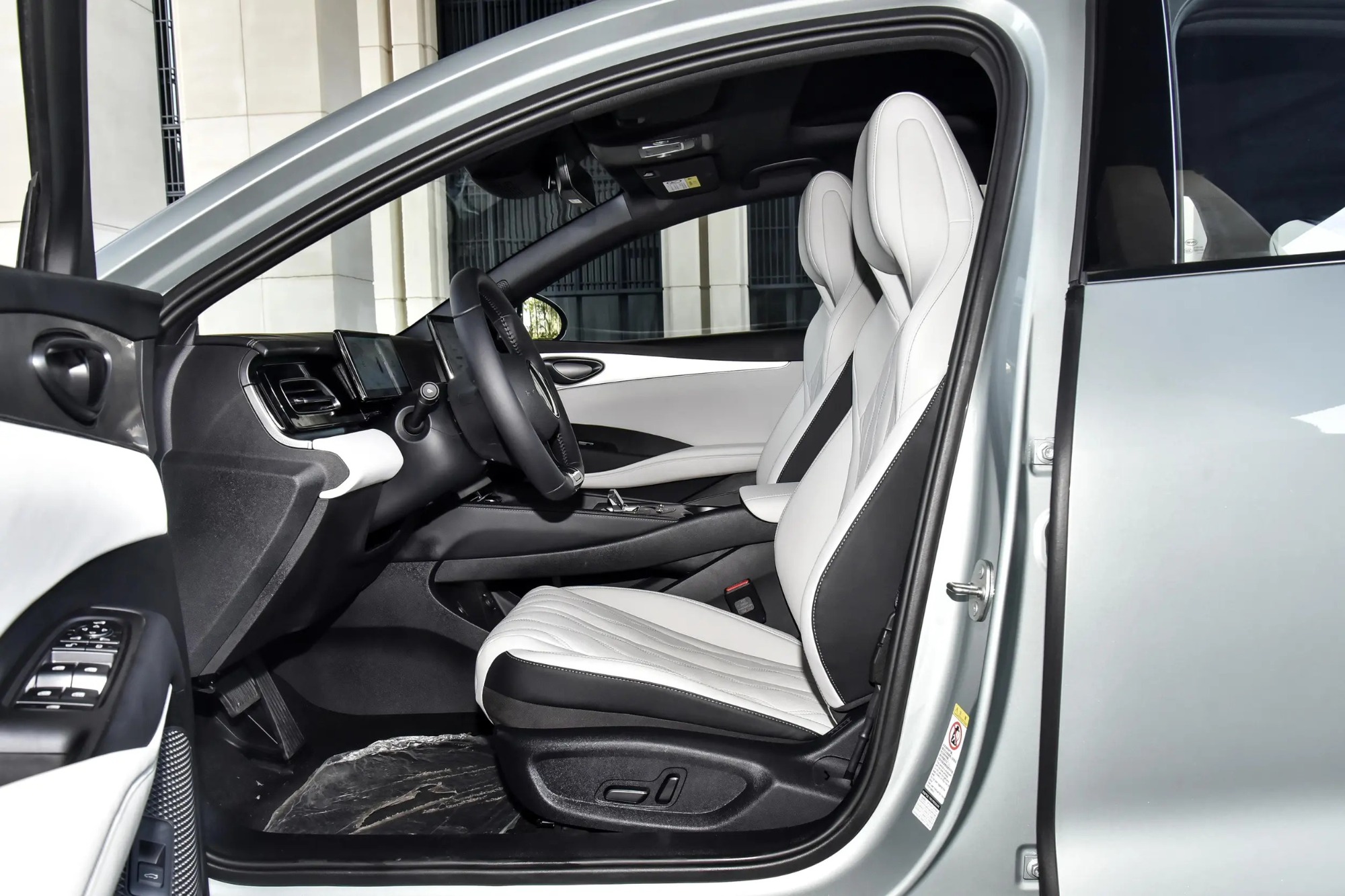 BYD Seal 06 DM-i 1.5L 120KM Flagship type