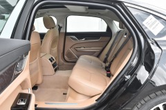 JAGUAR XFL 2.0T P250 Two wheel drive luxury version
