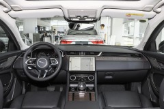 JAGUAR XFL 2.0T P250 Two wheel drive luxury version