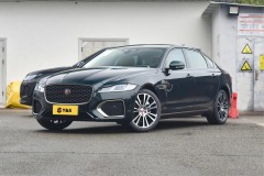 JAGUAR XFL 2.0T P250 Two wheel drive luxury version