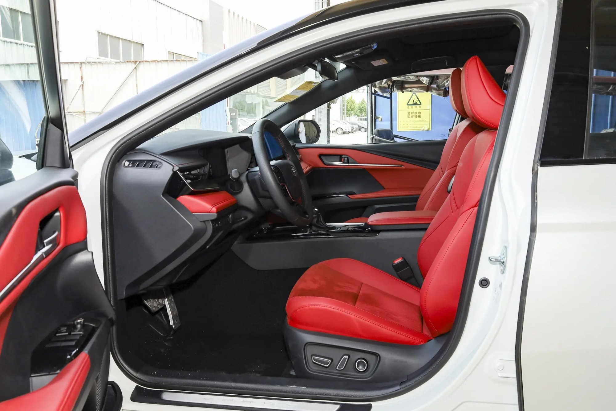 Toyota Camry 2.0S Sports version