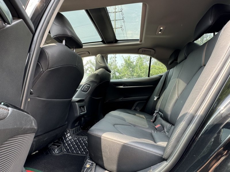 Oct.2021 Toyota Camry 2.5G Luxury Version