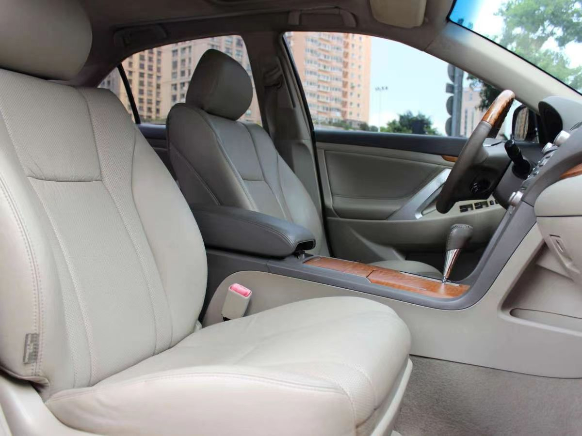 Jan.2010 Toyota Camry 240G Luxury Version