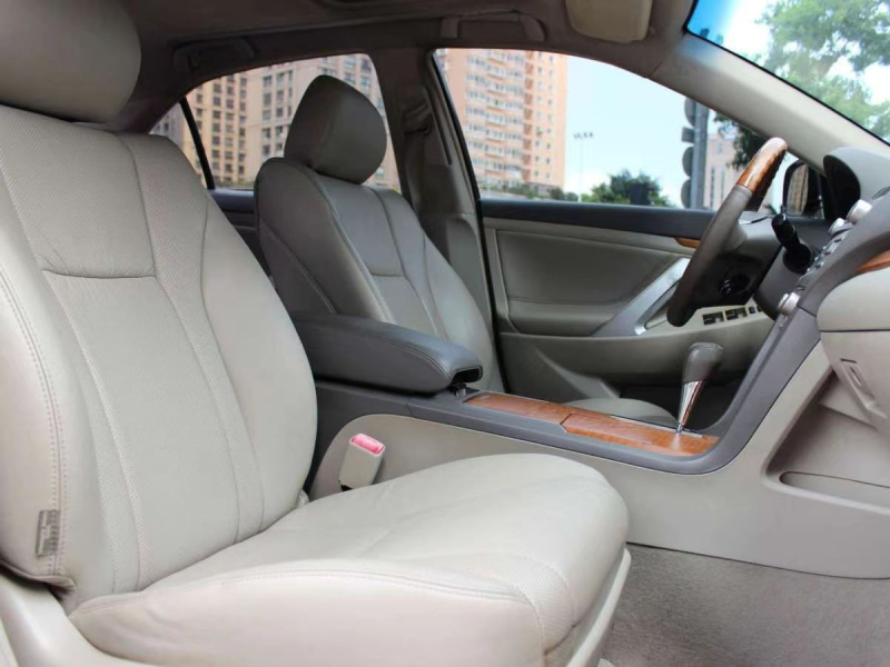 Jan.2010 Toyota Camry 240G Luxury Version