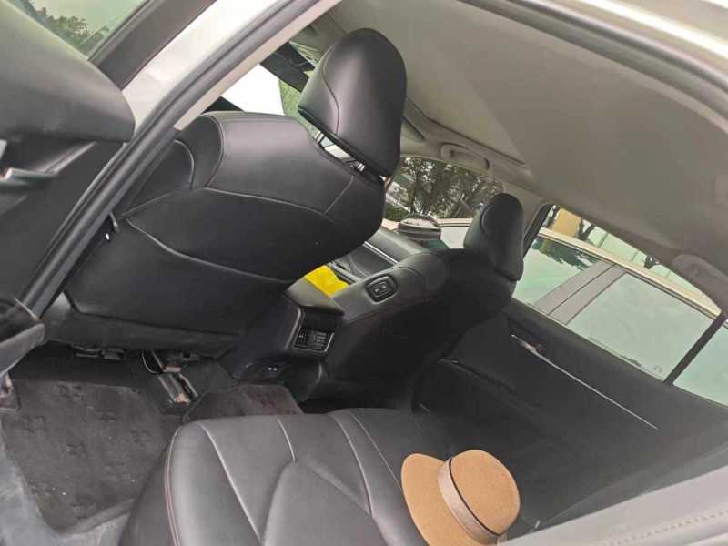 Nov.2021 Toyota Camry 2.0G Luxury Version