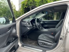 Jun.2021 Toyota Camry dual engine 2.5HG Luxury Version
