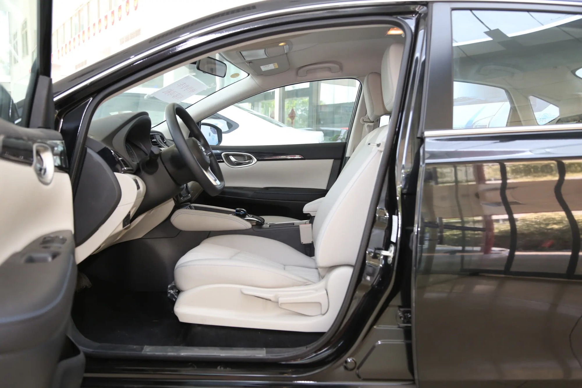 Dongfeng Nissan Sylphy-zero-emission Zhiling version