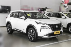 Dongfeng Nissan X-TRAIL e-POWER Super hybrid dual motor 4WD black gold version