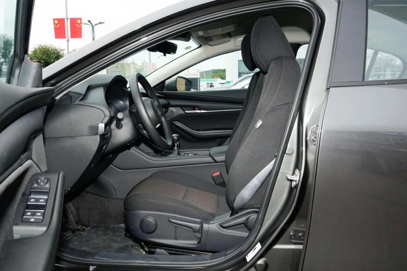 Mazda3 Axela 2023 1.5L Manual Zhimei Edition