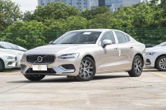 Volvo S60 2025 B4 Zhiyi Luxury Edition