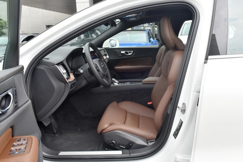 Volvo S60 2025 B4 Zhiyuan Luxury Edition