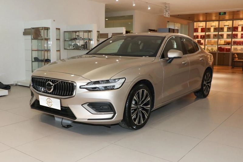 Volvo S60 2025 B4 Zhiyuan Luxury Edition