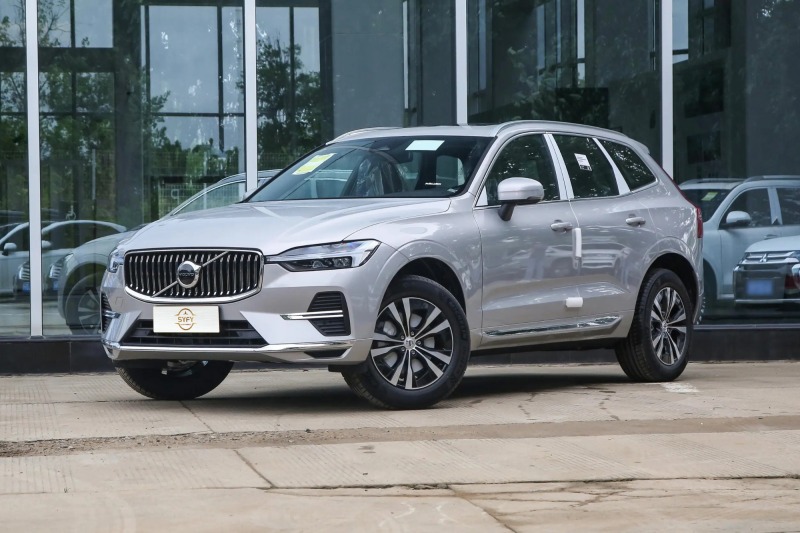 Volvo XC60 2025 B5 4WD Zhiyi Luxury Edition