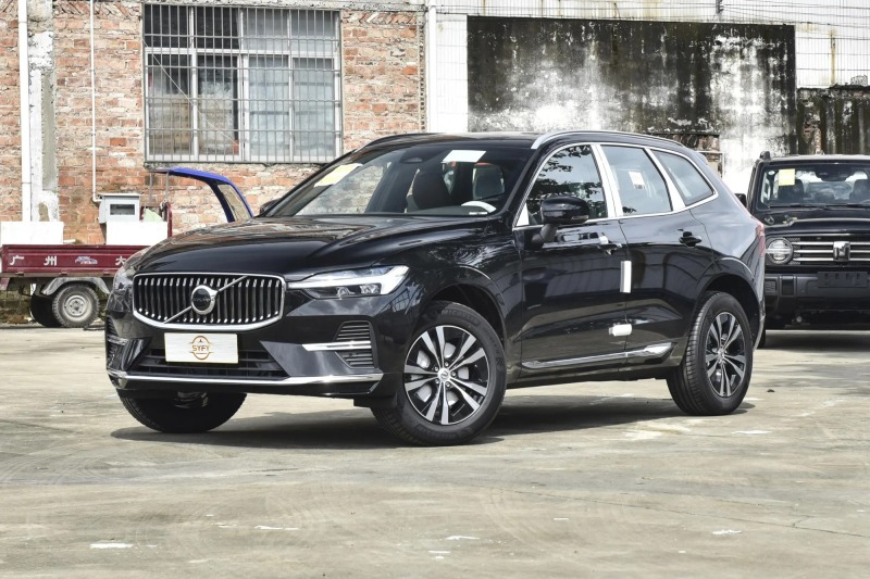 Volvo XC60 2025 B5 4WD Zhiyi Luxury Edition