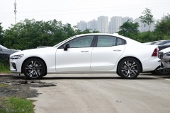 Volvo S60 2025 B4 Zhiya Sport Edition