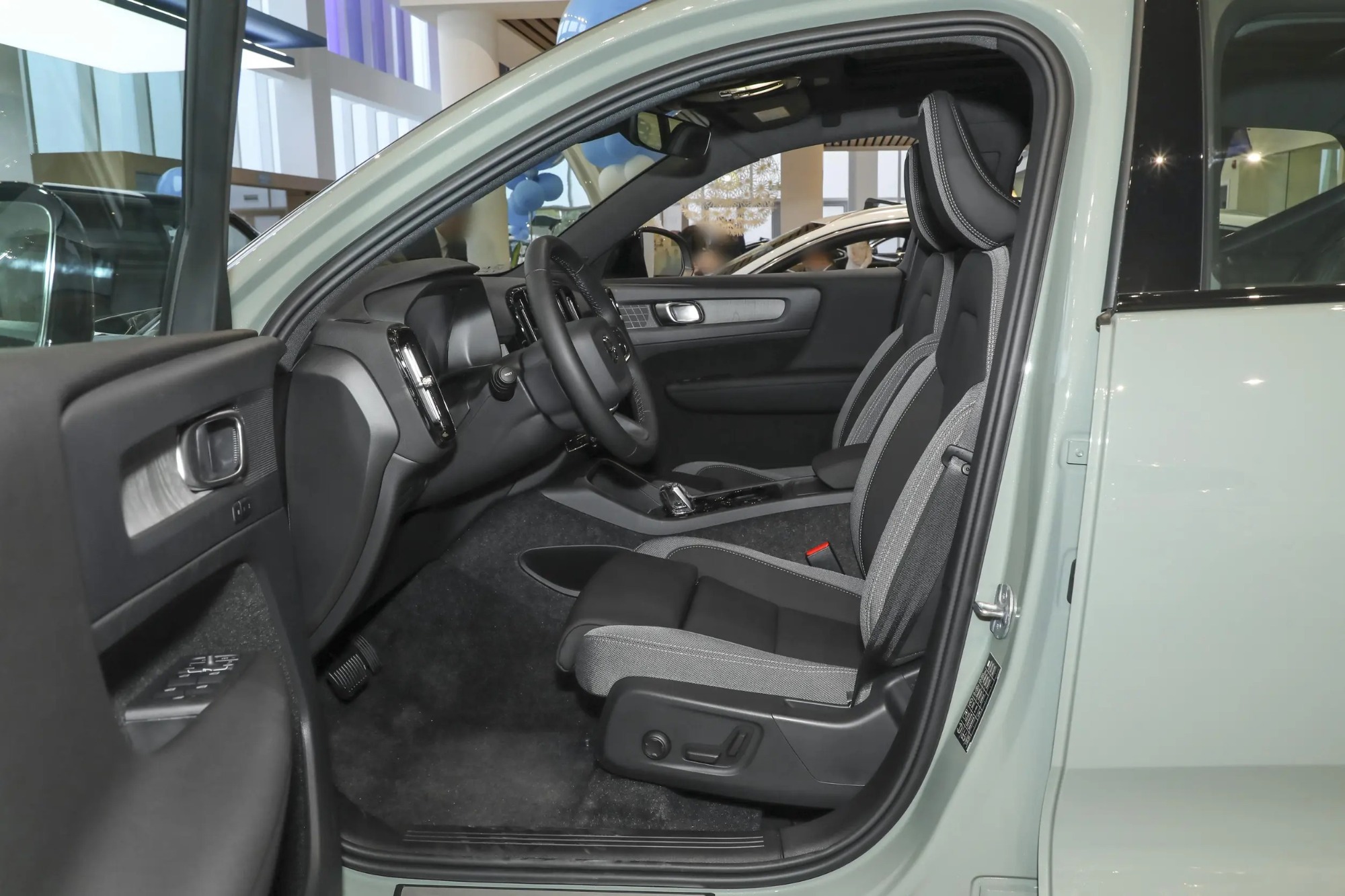 Volvo XC40 2025 B3 Zhiyuan Sport Edition