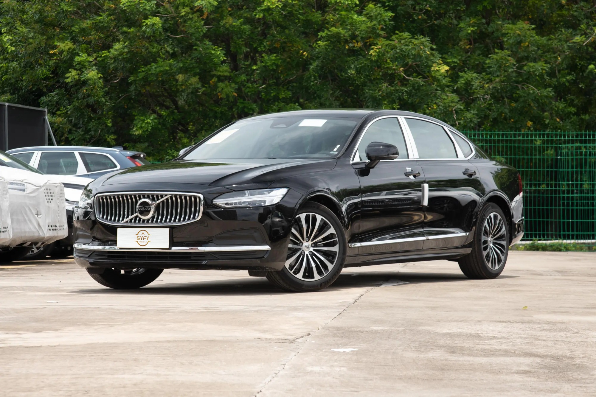 Volvo S90 2025 B5 Zhiyi Luxury Edition