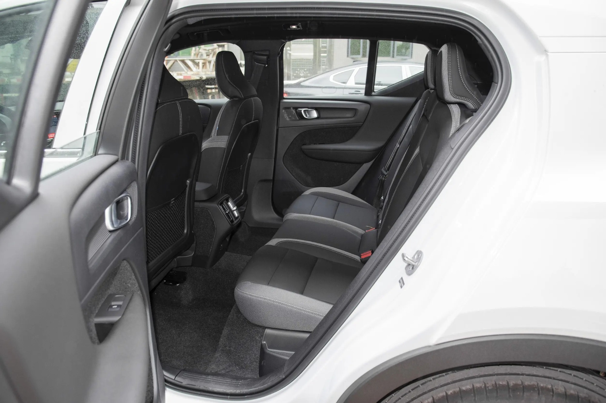 Volvo XC40 2025 B3 Zhiyuan Luxury Edition