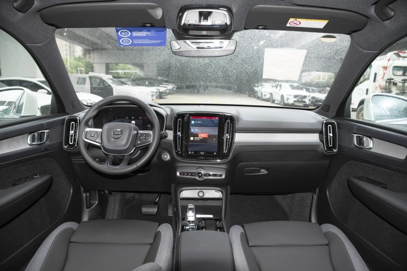 Volvo XC40 2025 B3 Zhiyuan Luxury Edition