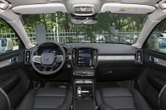 Volvo XC40 2025 B4 4WD Zhiyuan Sport Edition