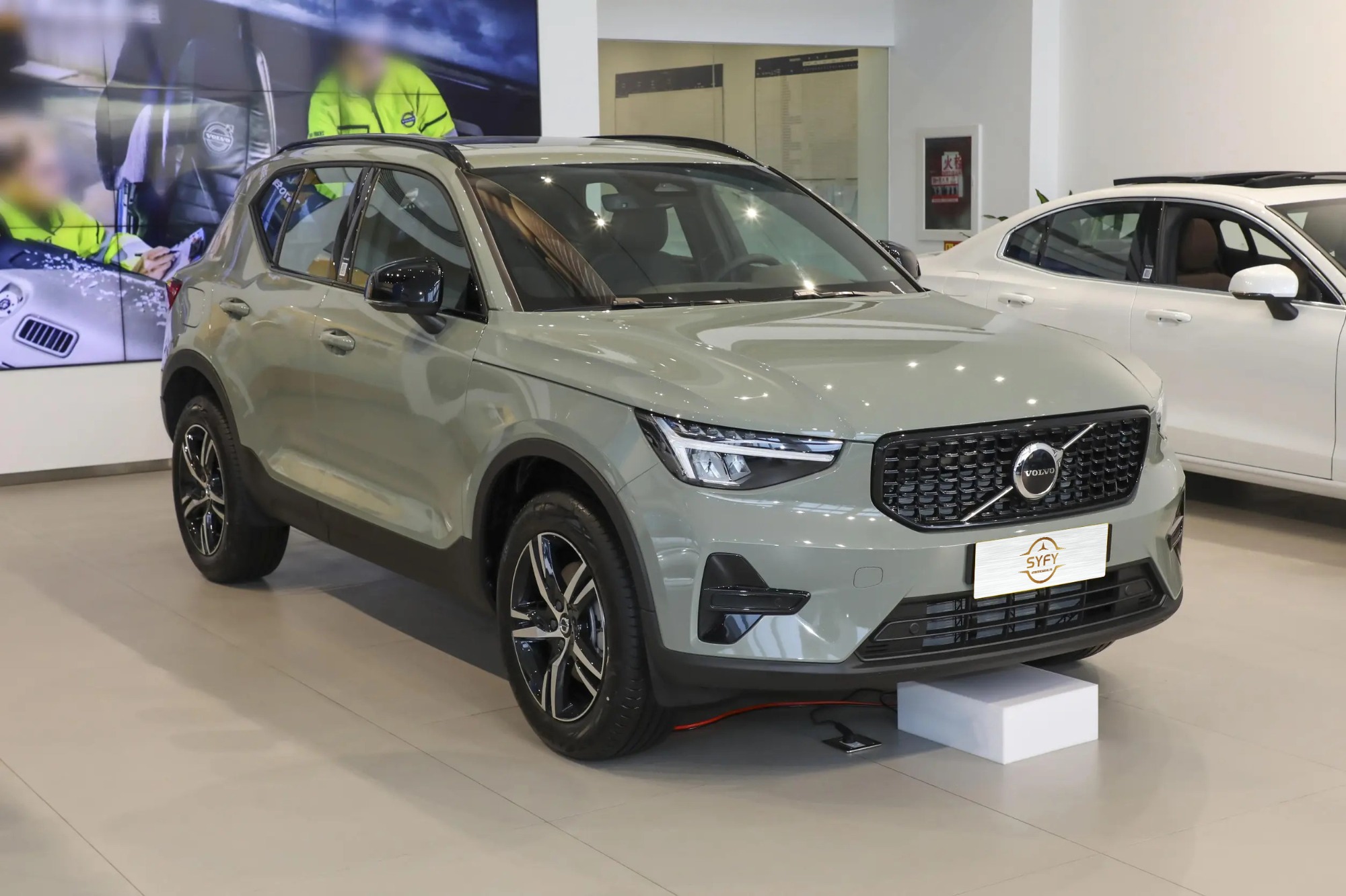 Volvo XC40 2025 B3 Zhiyuan Sport Edition