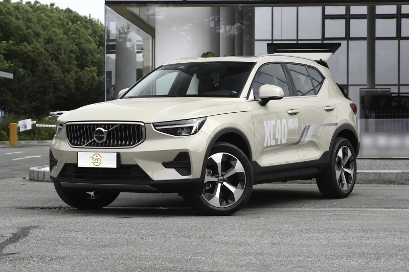 Volvo XC40 2025 B4 4WD Zhiyuan Sport Edition
