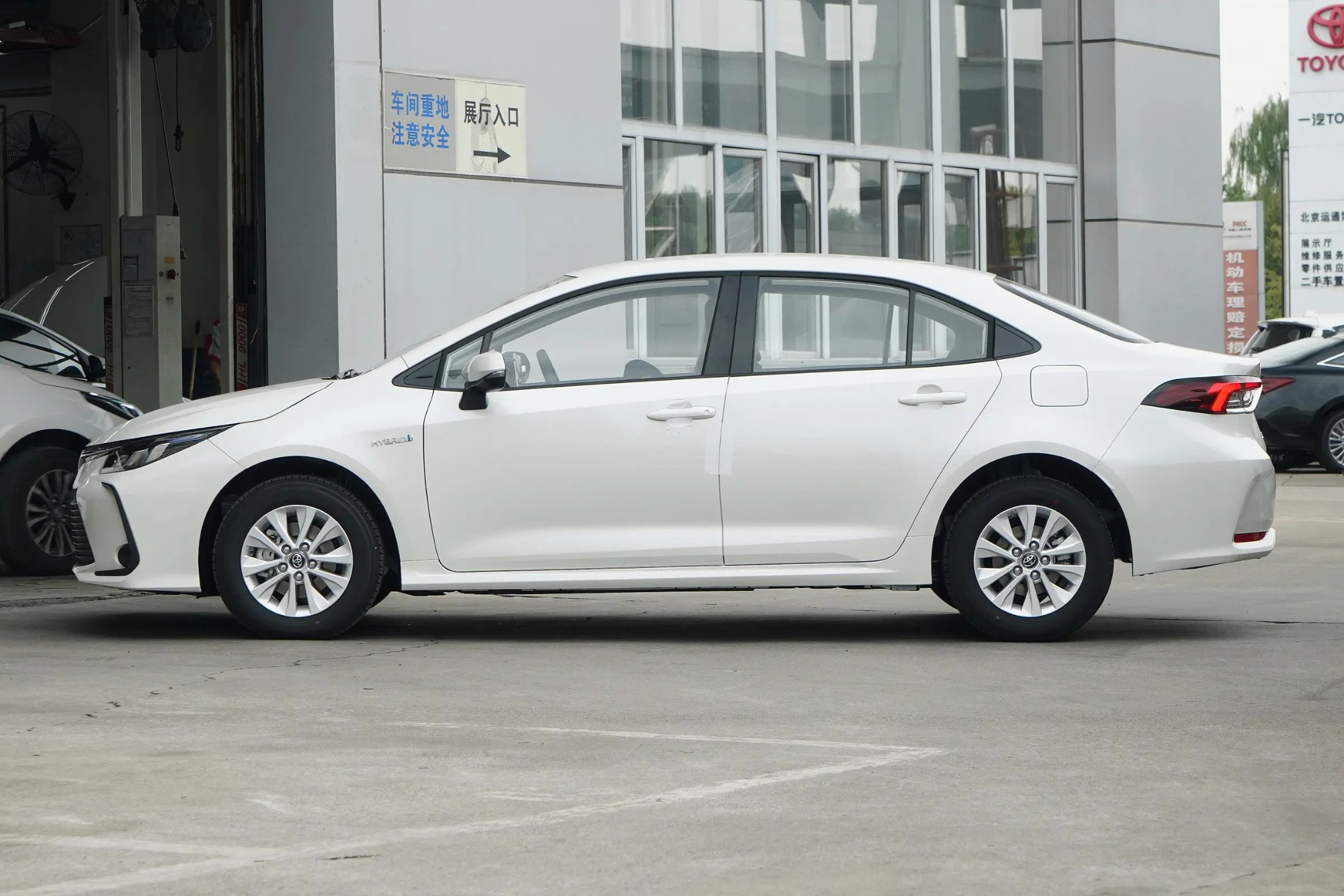 TOYOTA COROLLA 2019 Dual Engine 1.8LE-CVT GL-i Elite Edition