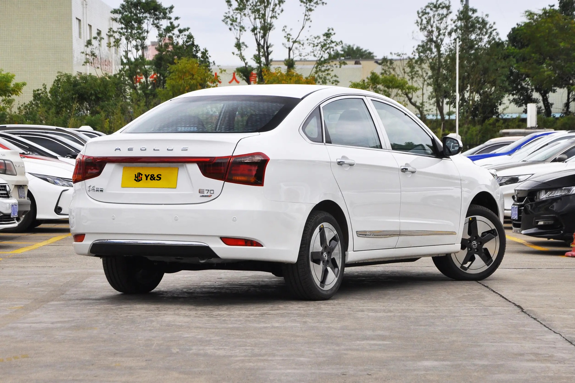 Dongfeng Aeolus E70 2021 Modfied3 500 Super Enjoy Edition
