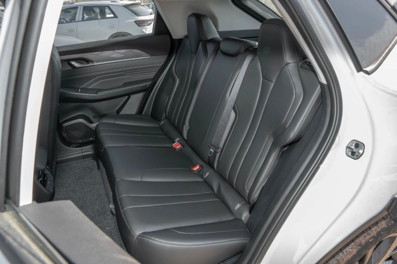 Dongfeng Aeolus SkY EV01 530km PRO Elite Edition