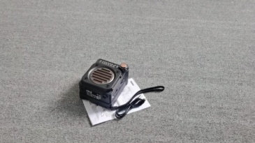 Portable FM Radio Mini Pocket FM AM SW Radios Receiver Built-in Speaker Wireless Bluetooth 5.0 Music Player with LED Flashlight