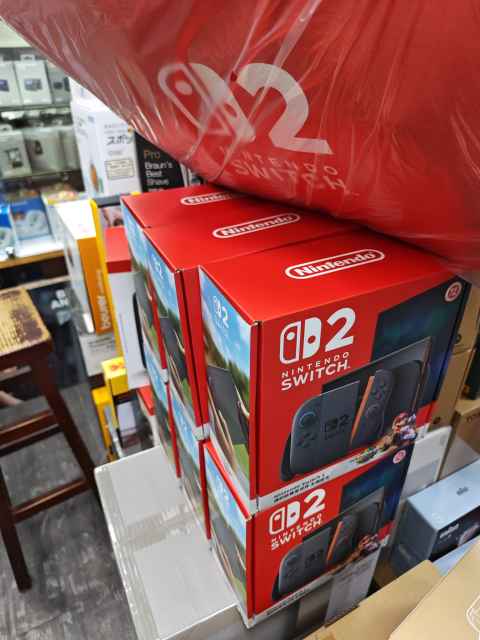 2025 NEW Nintendo Switch 2 console  + Mario Kart World
