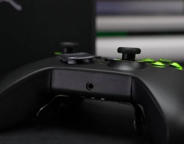 NEW ZD O+ Excellence Wireless Controller