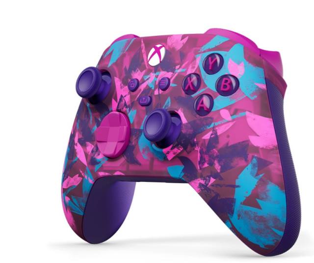 Xbox Wireless Controller Ice, Storm, Heart Breaker Special Edition – Xbox Series X|S Xbox One PCs and Cloud-Enabled Devices