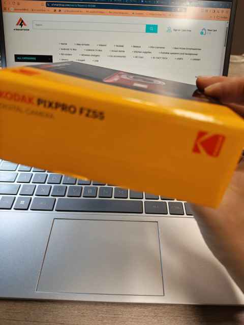 KODAK PIXPRO FZ55-RD 16MP Digital Camera 5X Optical Zoom 28mm Wide Angle 1080P Full HD Video 2.7" LCD Vlogging Camera