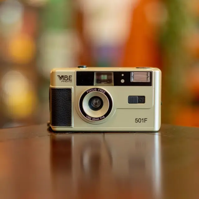 New Vibe Vintage Retro 501F 35mm Reusable Non-Disposable Film Camera