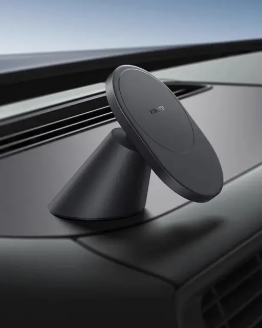 Xiaomi 30W Magnetic Wireless Car Charger For Xiaomi Mi 17 Pro Max iPhone 17 Pro