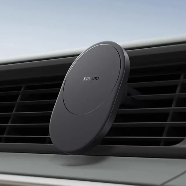 Xiaomi 30W Magnetic Wireless Car Charger For Xiaomi Mi 17 Pro Max iPhone 17 Pro