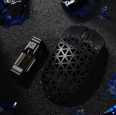 ATTACK SHARK R5 Ultra 39g Carbon Fiber 8000Hz Wireless Gaming Mouse