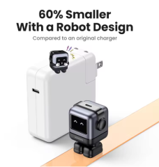 UGREEN 30W Robot Design GaN Charger