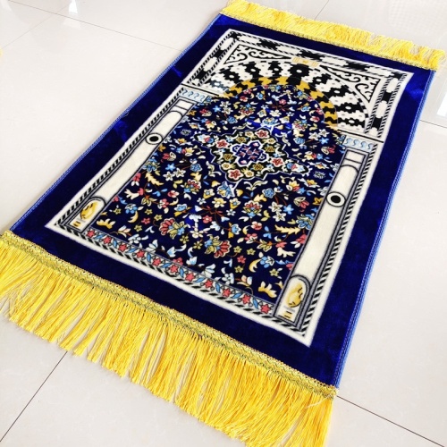 Wholesale Luxury Prayer Rug for Muslim Prayer Mat Rugs for Islam Christian