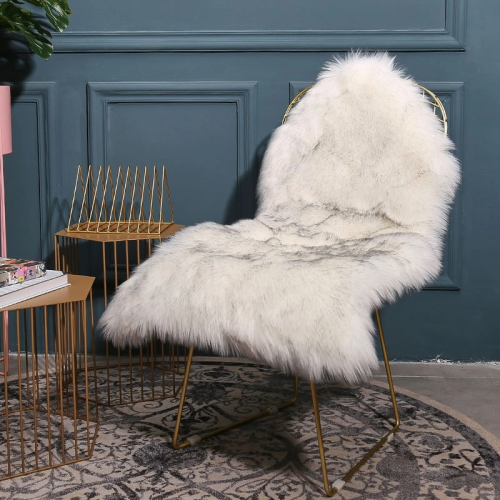 Custom Colors and Sizes Faux Fur Rugs Rabbit Cowhide Long Fluffy Super Soft Heart Shape Rug