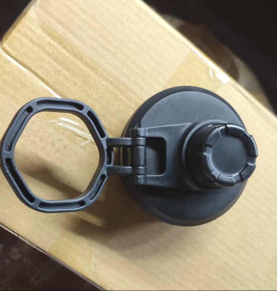 20oz black lid with round shape handle