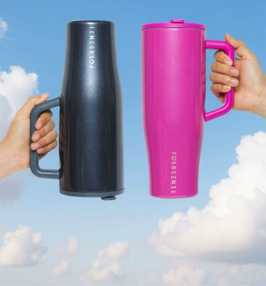 High-quality 40oz car cup with a ceramic liner and a leak-proof foldable straw
